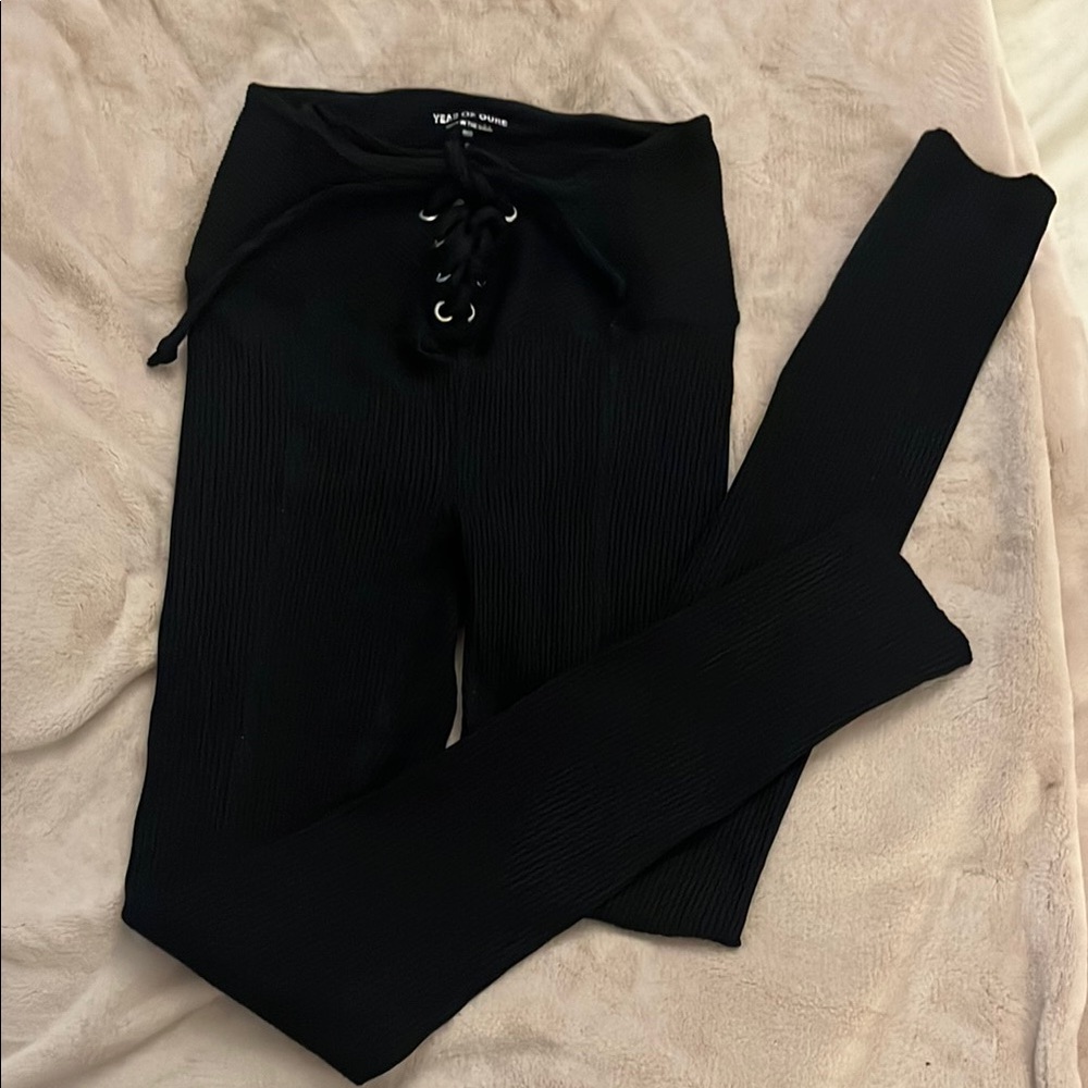 Y2K Black Lace-Up Leggings